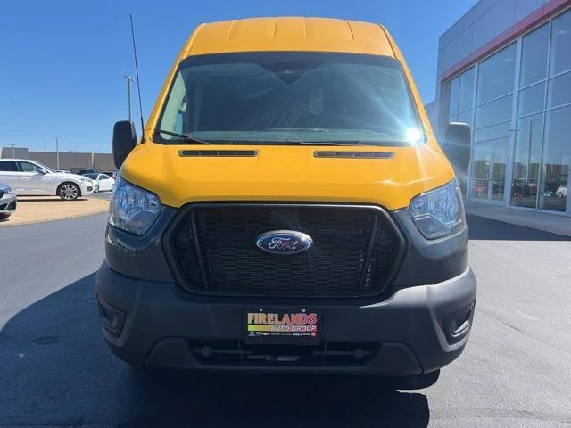 Photo of 2021 School Bus Yellow Ford Transit-250