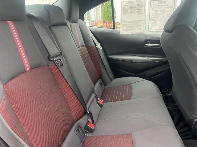 Photo of 2023 Classic Silver Metallic Toyota Corolla