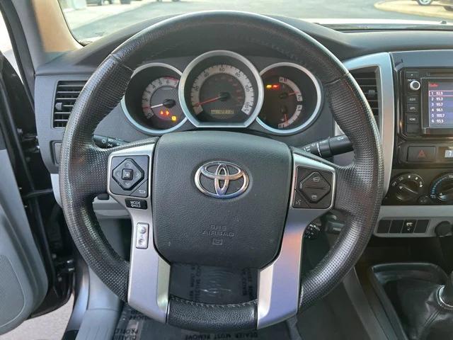 Photo of 2014 Magnetic Gray Metallic Toyota Tacoma