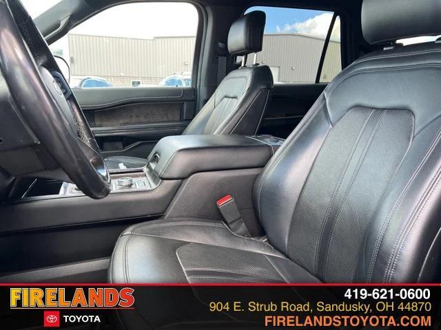 Photo of 2019 Silver Spruce Metallic Ford Expedition