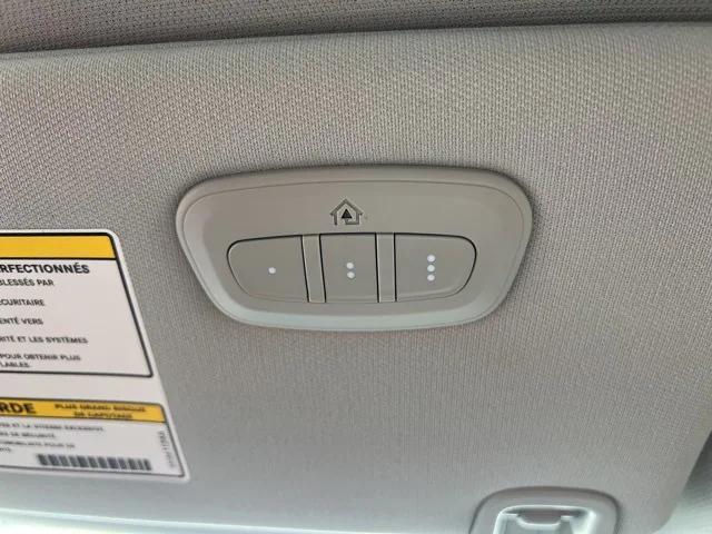 Photo of 2022 Diamond Black Crystal Pearlcoat Jeep Cherokee
