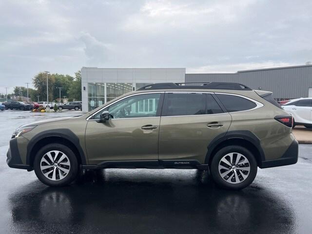 Photo of 2023 Autumn Green Metallic Subaru Outback