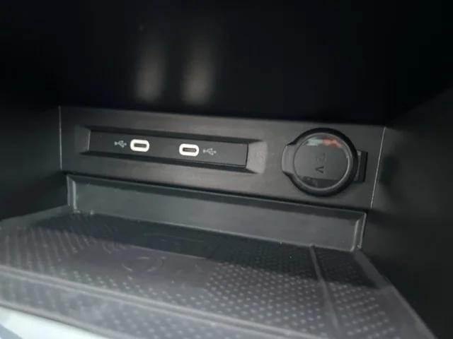 Photo of 2023 Deep Black Pearl Volkswagen Tiguan
