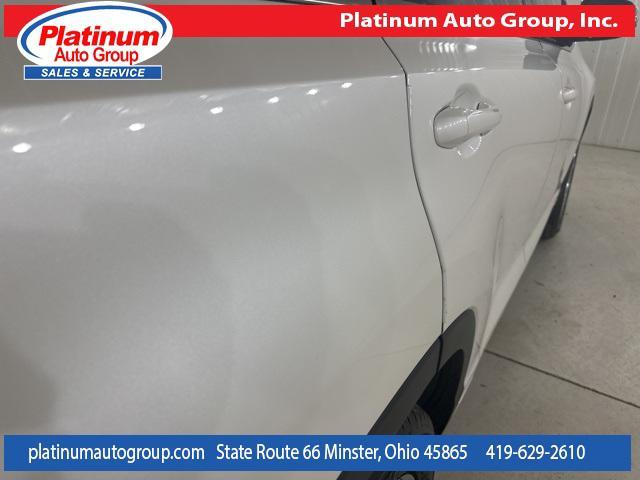 Photo of 2018 Blizzard Pearl Toyota Highlander