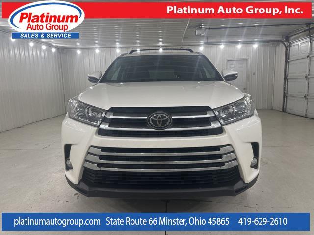 Photo of 2018 Blizzard Pearl Toyota Highlander