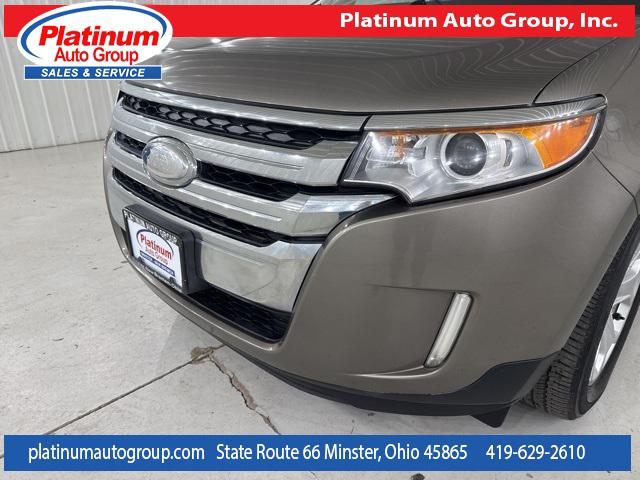 Photo of 2014 Mineral Gray Metallic Ford Edge