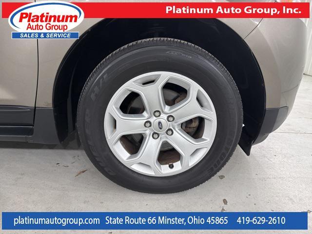 Photo of 2014 Mineral Gray Metallic Ford Edge