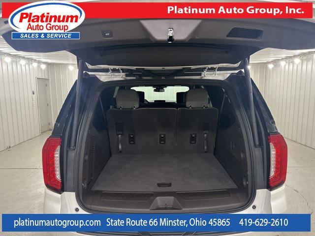 Photo of 2023 White Frost Tricoat GMC Yukon XL
