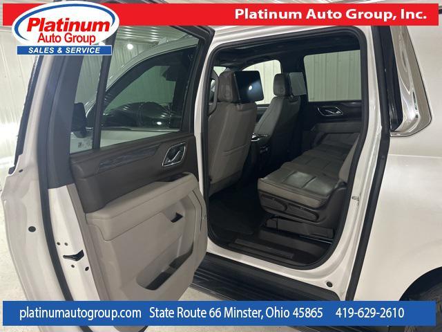Photo of 2023 White Frost Tricoat GMC Yukon XL