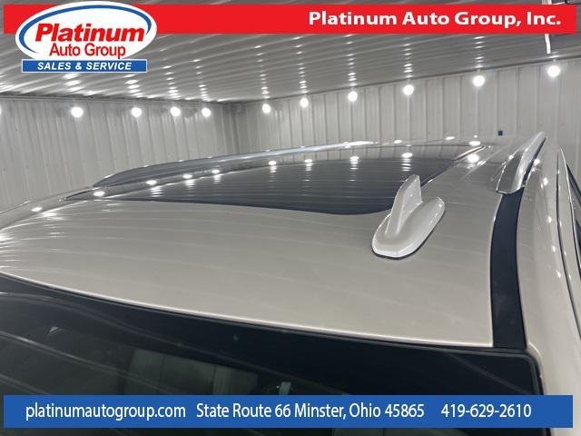Photo of 2023 White Frost Tricoat GMC Yukon XL