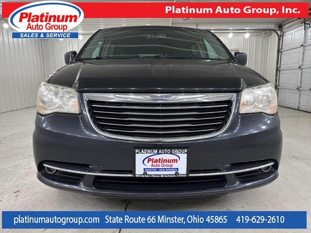 Photo of 2013 Maximum Steel Metallic Clearcoat Chrysler Town & Country