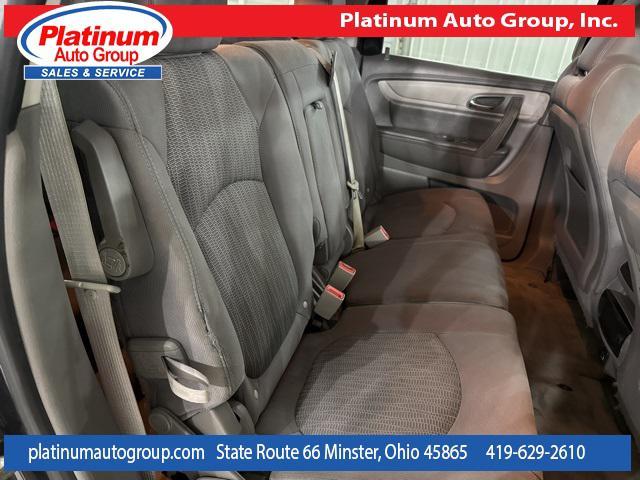 Photo of 2016 Tungsten Metallic Chevrolet Traverse