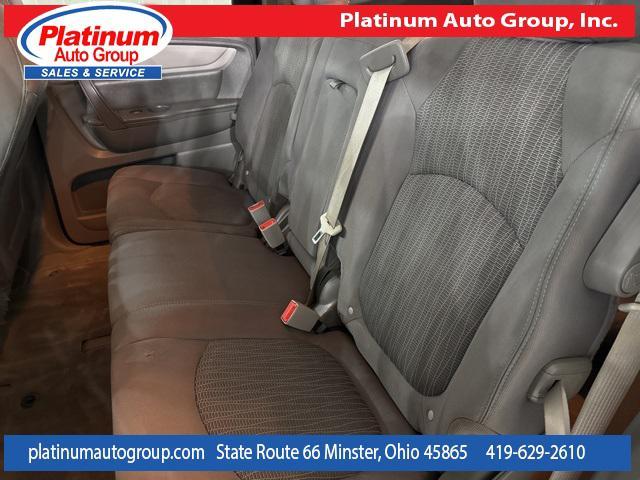 Photo of 2016 Tungsten Metallic Chevrolet Traverse