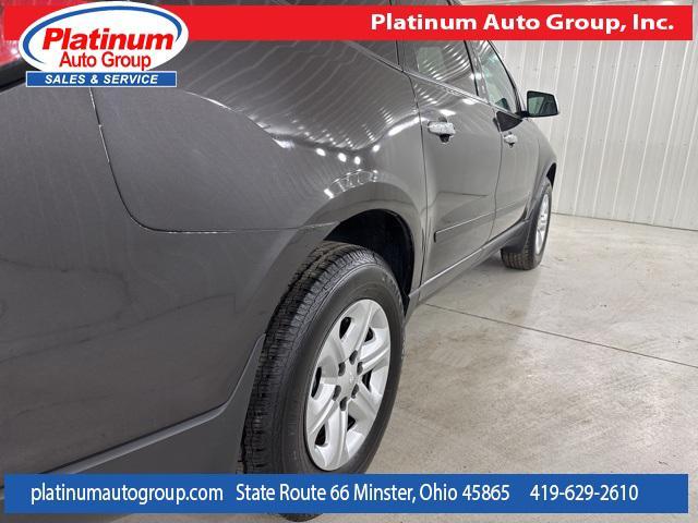 Photo of 2016 Tungsten Metallic Chevrolet Traverse