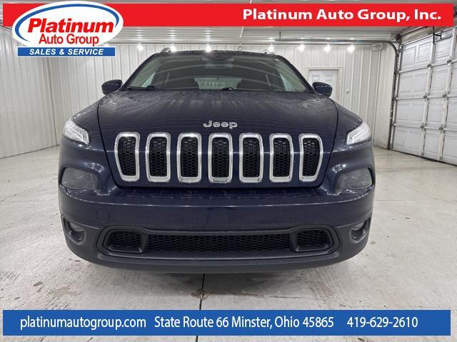 Photo of 2015 True Blue Pearlcoat Jeep Cherokee