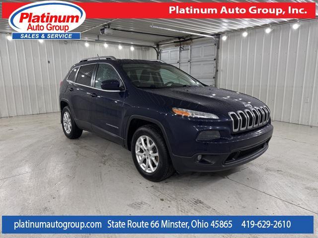 Photo of 2015 True Blue Pearlcoat Jeep Cherokee