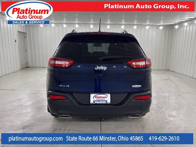 Photo of 2015 True Blue Pearlcoat Jeep Cherokee