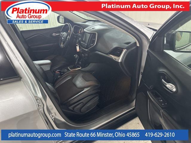 Photo of 2015 Billet Silver Metallic Clearcoat Jeep Cherokee