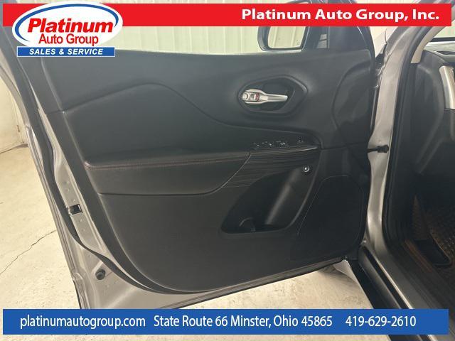 Photo of 2015 Billet Silver Metallic Clearcoat Jeep Cherokee
