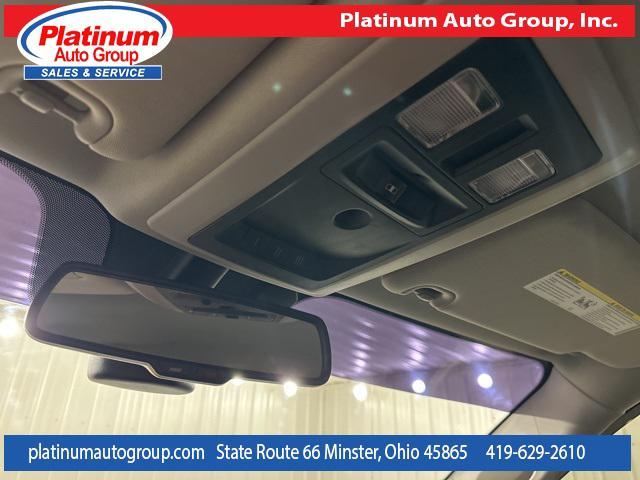 Photo of 2018 Bright White Clearcoat RAM 1500
