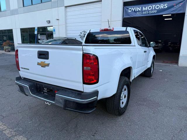 Photo of 2015 Summit White Chevrolet Colorado