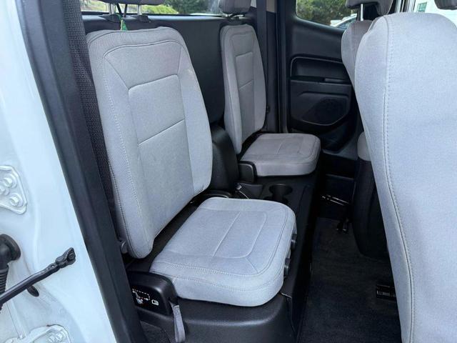Photo of 2015 Summit White Chevrolet Colorado