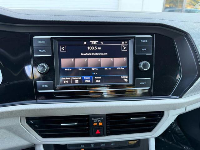 Photo of 2020 Black Volkswagen Jetta