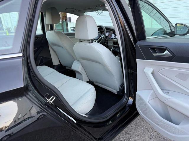 Photo of 2020 Black Volkswagen Jetta