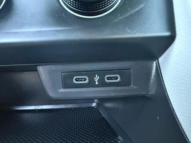 Photo of 2020 Black Volkswagen Jetta