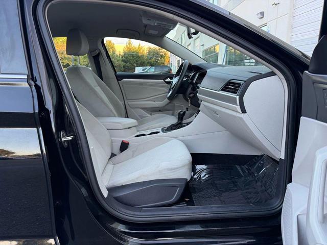 Photo of 2020 Black Volkswagen Jetta