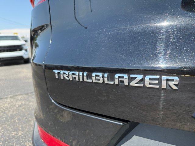 Photo of 2023 Mosaic Black Metallic Chevrolet Trailblazer