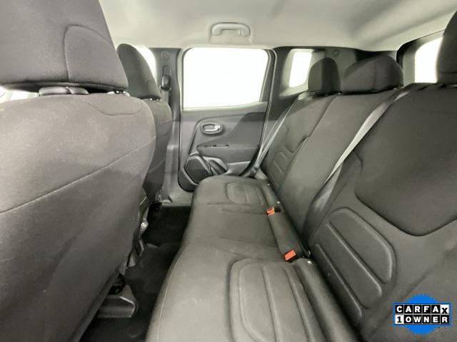 Photo of 2021 Alpine White Clearcoat Jeep Renegade