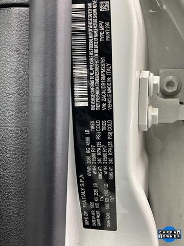 Photo of 2021 Alpine White Clearcoat Jeep Renegade