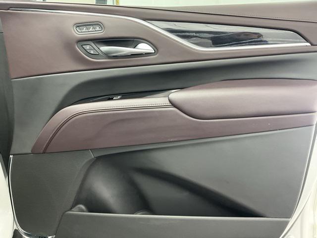 Photo of 2023 Crystal White Tricoat Cadillac Escalade