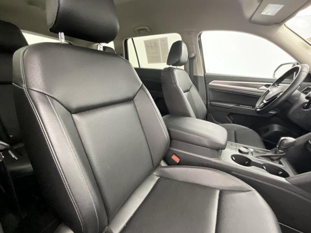 Photo of 2019 Deep Black Volkswagen Atlas