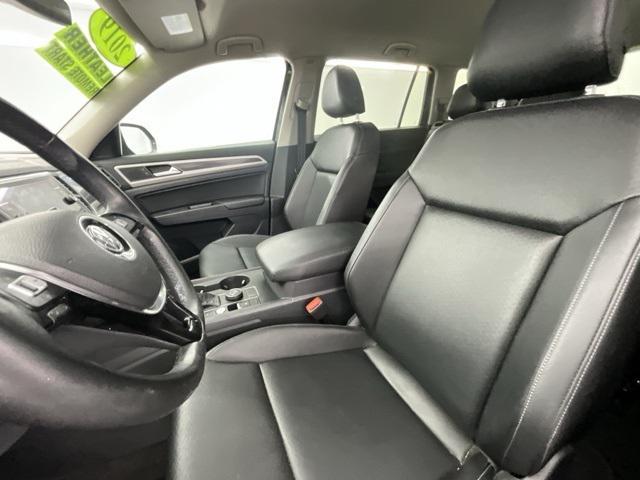 Photo of 2019 Deep Black Volkswagen Atlas