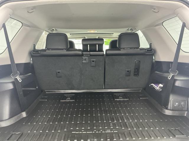 Photo of 2023 White Toyota 4Runner