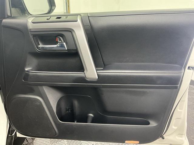 Photo of 2023 White Toyota 4Runner