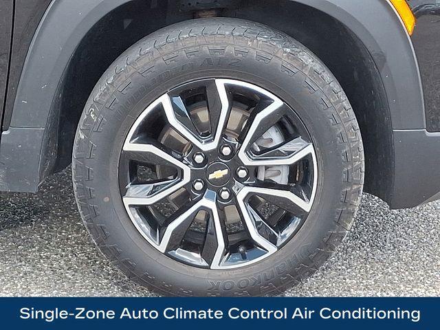 Photo of 2022 Mosaic Black Metallic Chevrolet Trailblazer