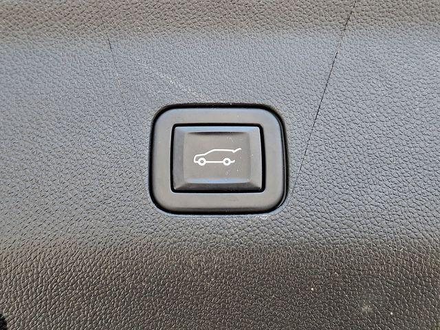 Photo of 2022 Crystal White Tri-Coat Cadillac Escalade