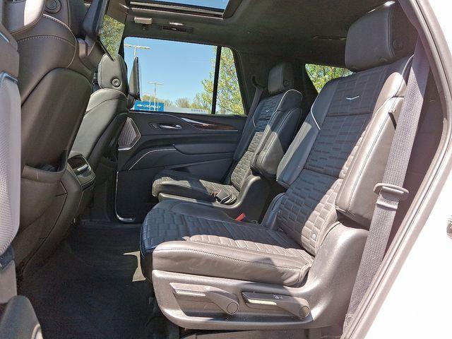 Photo of 2022 Crystal White Tri-Coat Cadillac Escalade