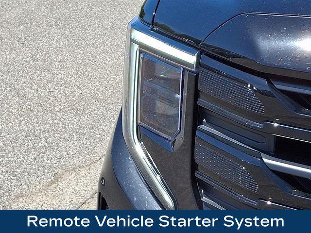 Photo of 2024 Onyx Black GMC Sierra 1500