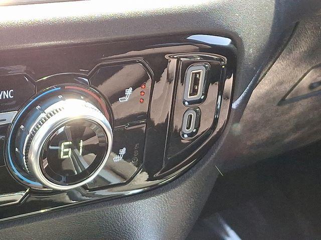 Photo of 2024 Onyx Black GMC Sierra 1500