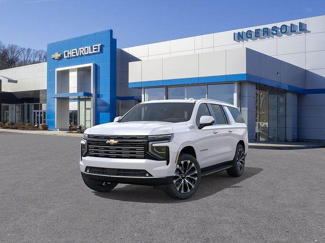 Photo of 2025 Iridescent Pearl Tricoat Chevrolet Suburban