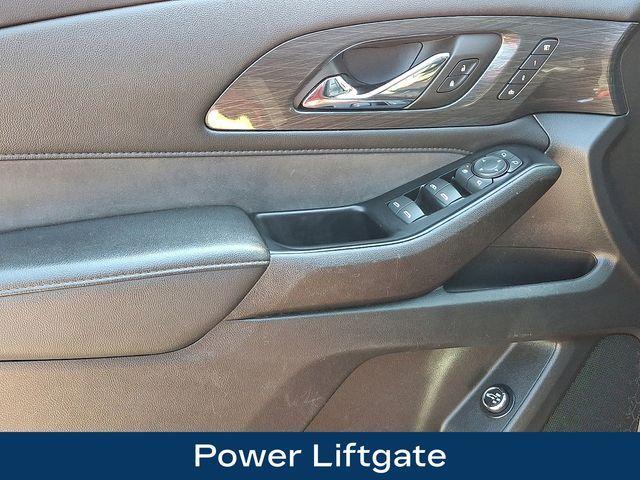 Photo of 2023 Radiant Red Chevrolet Traverse