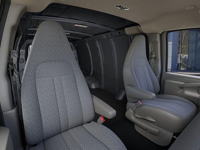 Photo of 2025 Silver Ice Metallic Chevrolet Express 2500