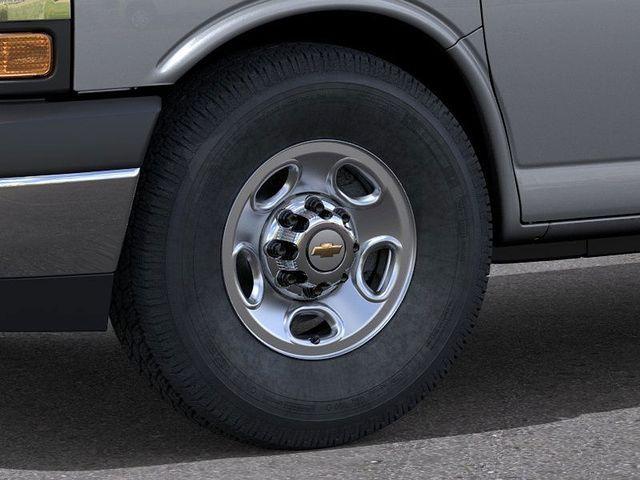 Photo of 2025 Silver Ice Metallic Chevrolet Express 2500