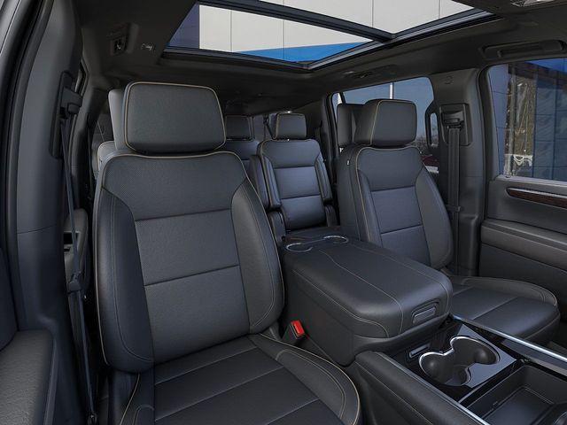 Photo of 2025 Iridescent Pearl Tricoat Chevrolet Suburban