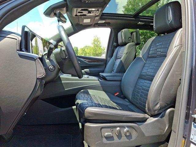 Photo of 2024 Galactic Gray Metallic Cadillac Escalade