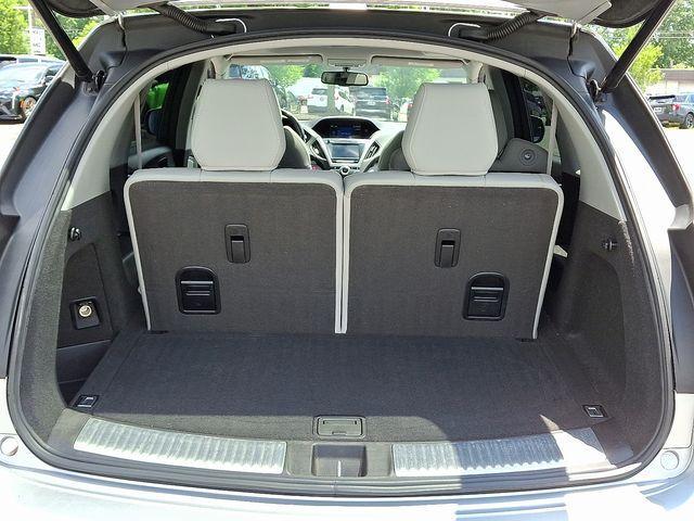 Photo of 2014 Silver Moon Acura MDX